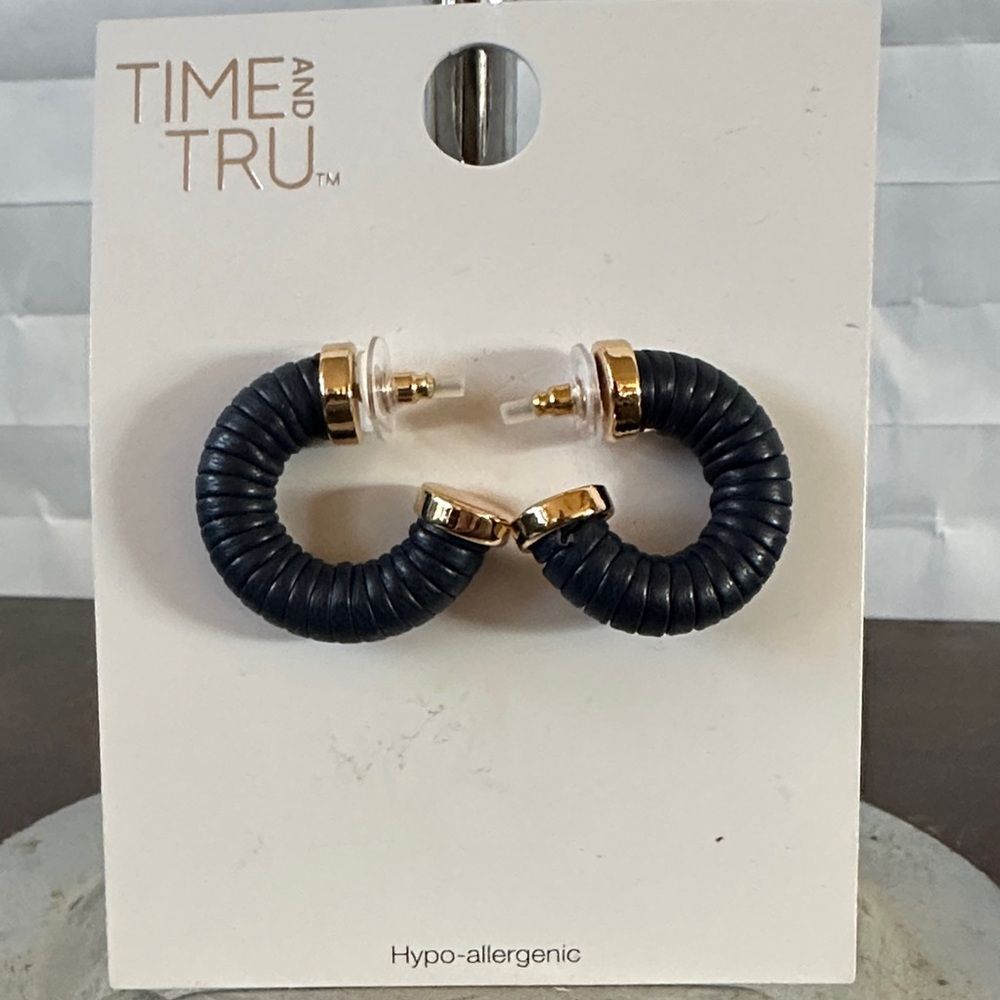Black & Gold Half Hoop Pierced Earrings Fashion Jewelry Time and Tru